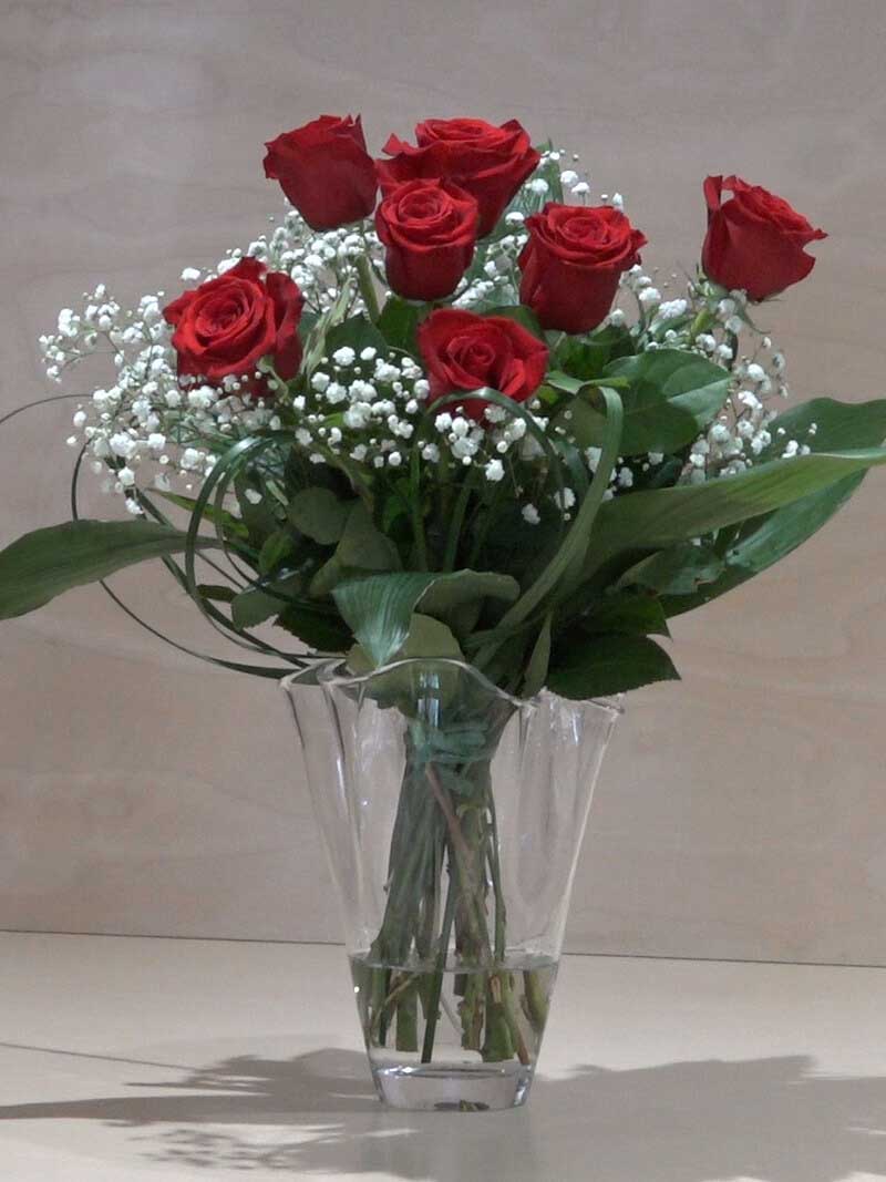 Mazzo di 7 Rose rosse a gambo lungo